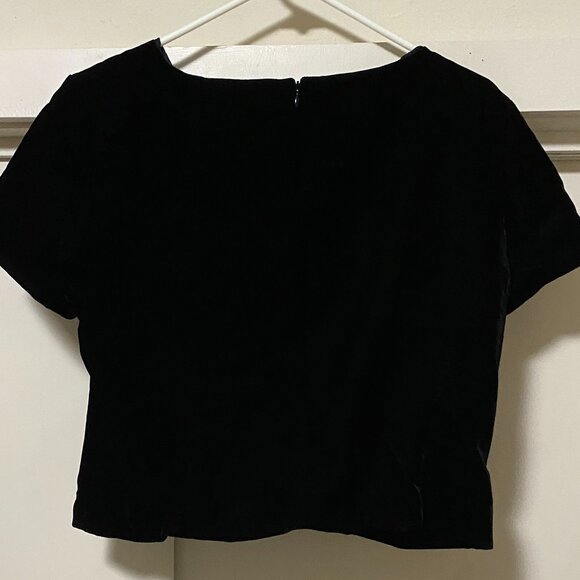 Talbots Petites, short sleeve black velvet short top, size 14 - Picture 9 of 12